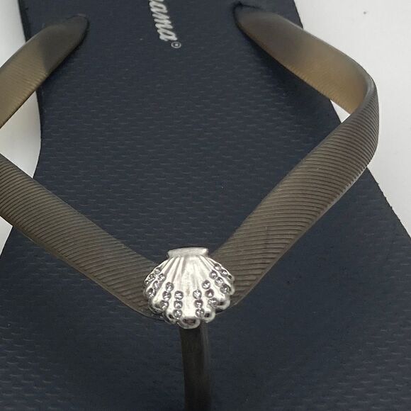 Tommy Bahama Women’s Black Sandals with Silver Sea  Shell Size 11 - Picture 2 of 7